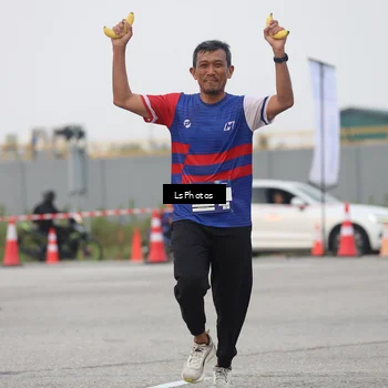 Runner Photo 7365943