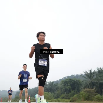 Runner Photo 7365944