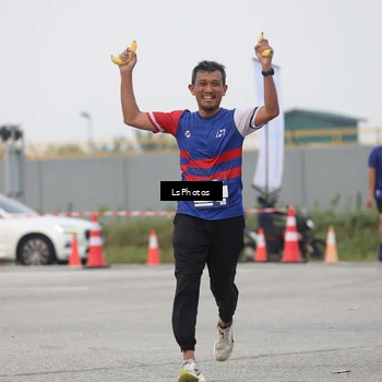 Runner Photo 7365947