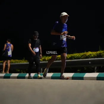 Runner Photo 7365960
