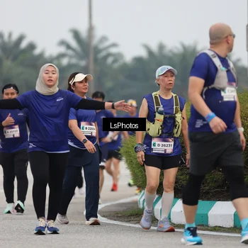 Runner Photo 7365993