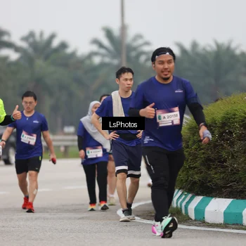 Runner Photo 7366007