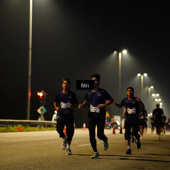 Runner Photo 7366046