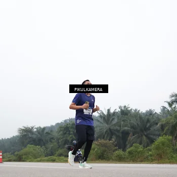 Runner Photo 7366065