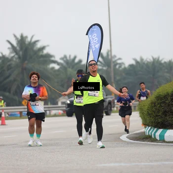 Runner Photo 7366074