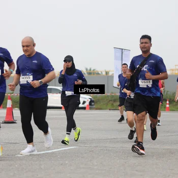 Runner Photo 7366090