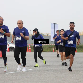 Runner Photo 7366093