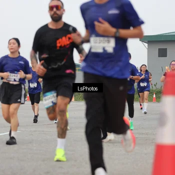 Runner Photo 7366098