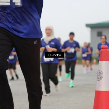 Runner Photo 7366100