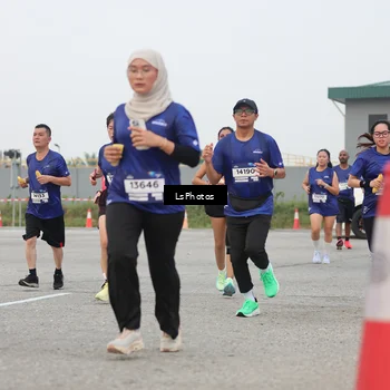 Runner Photo 7366103