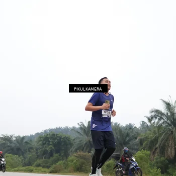 Runner Photo 7366106