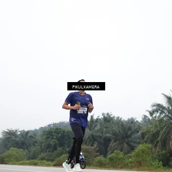 Runner Photo 7366133