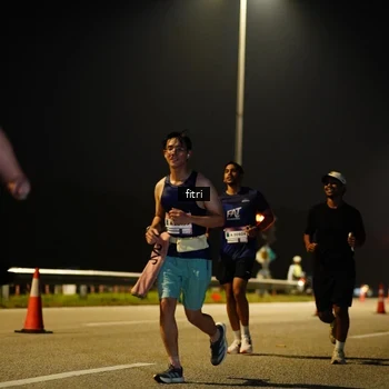 Runner Photo 7366145