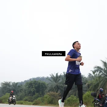 Runner Photo 7366169