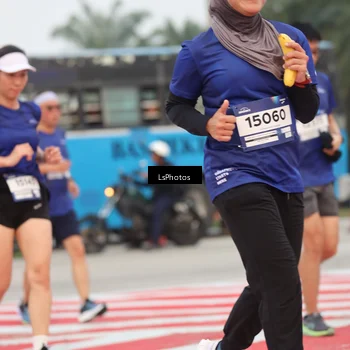 Runner Photo 7366293
