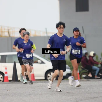 Runner Photo 7366307