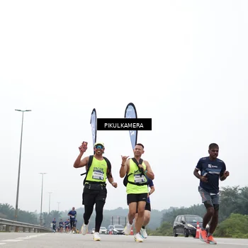 Runner Photo 7366364