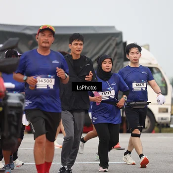 Runner Photo 7366371
