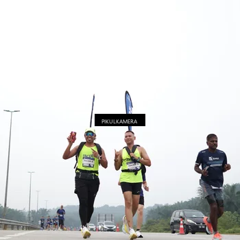 Runner Photo 7366397
