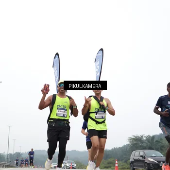Runner Photo 7366399