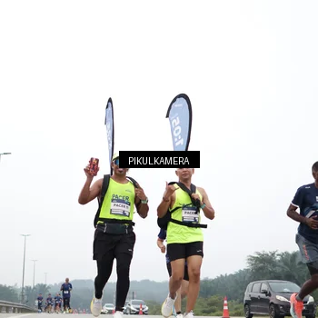 Runner Photo 7366402