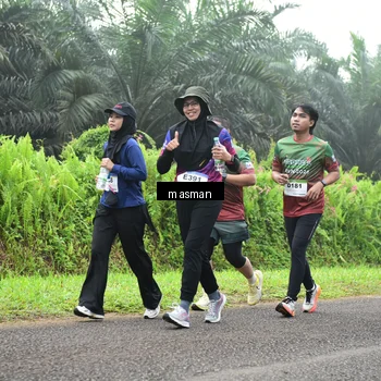 Runner Photo 7366475