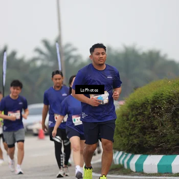 Runner Photo 7366511