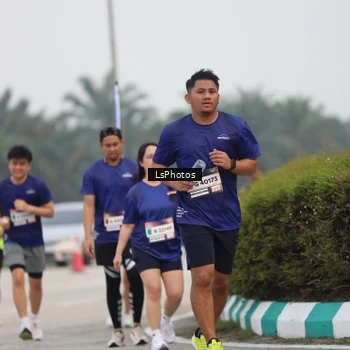 Runner Photo 7366513
