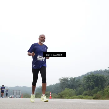Runner Photo 7366543