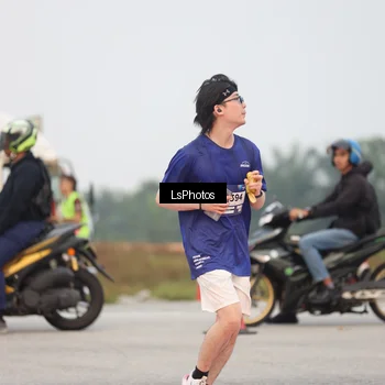 Runner Photo 7366594