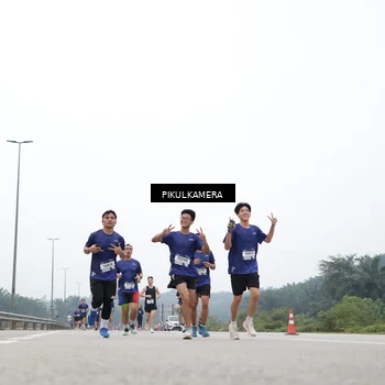 Runner Photo 7366608