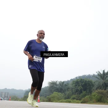 Runner Photo 7366615