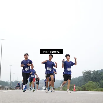 Runner Photo 7366625