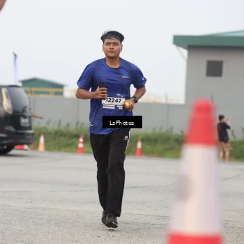 Runner Photo 7366628