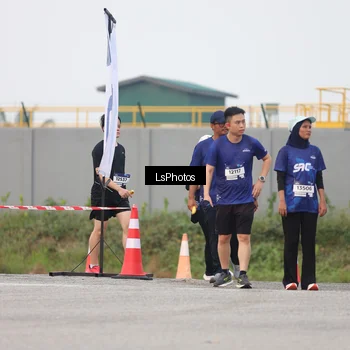 Runner Photo 7366640