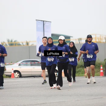 Runner Photo 7366653