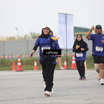Runner Photo 7366687
