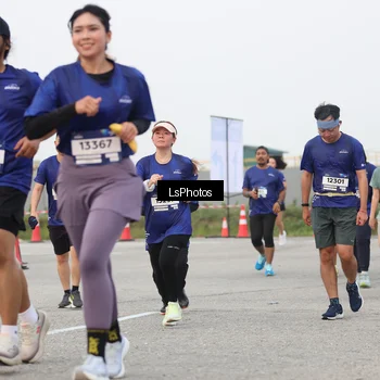 Runner Photo 7366697