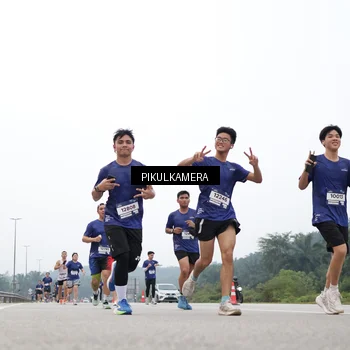 Runner Photo 7366698