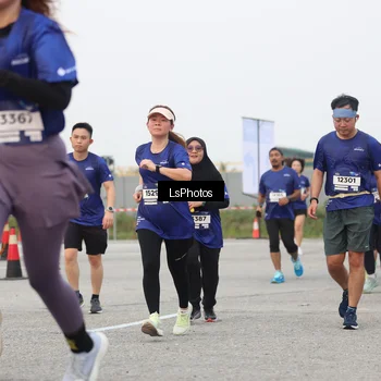 Runner Photo 7366700