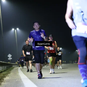 Runner Photo 7366701
