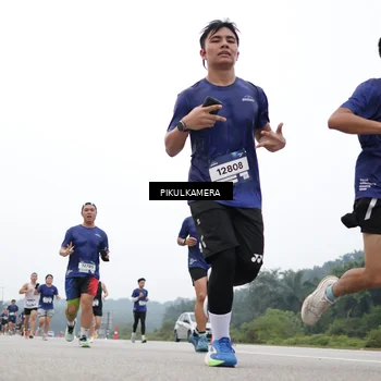 Runner Photo 7366714