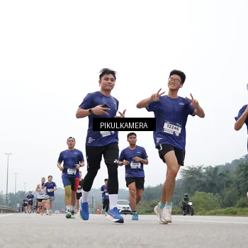 Runner Photo 7366715