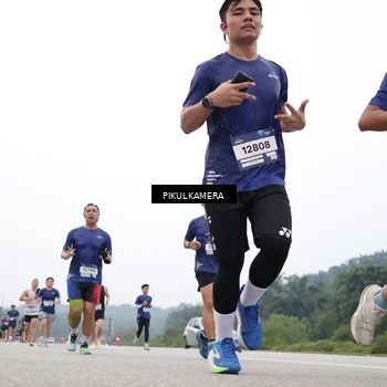 Runner Photo 7366728