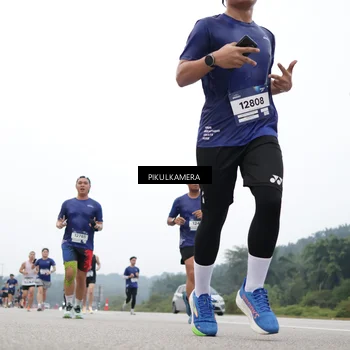 Runner Photo 7366729