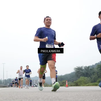 Runner Photo 7366747