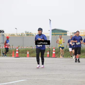 Runner Photo 7366750