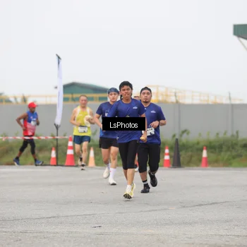 Runner Photo 7366751