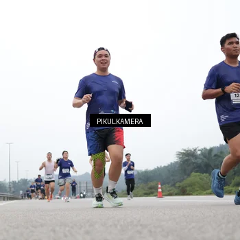 Runner Photo 7366761