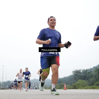 Runner Photo 7366768